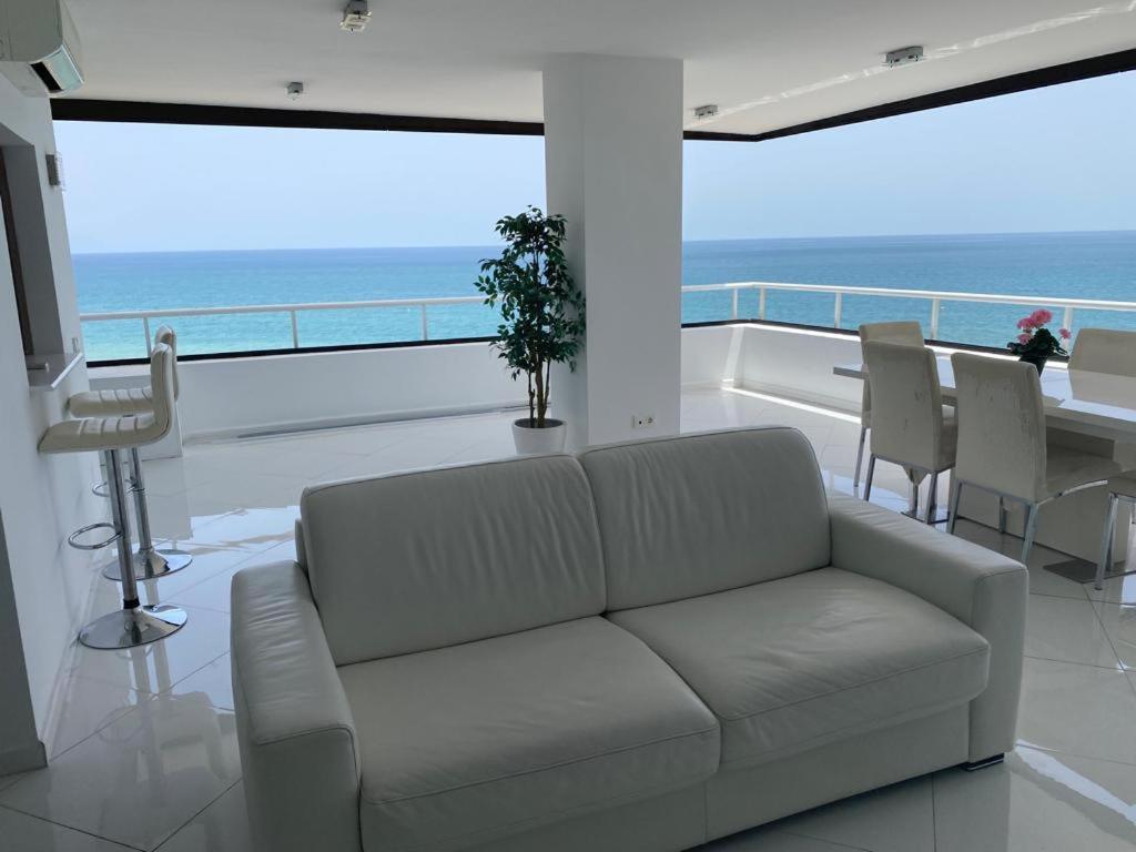 Edificio Playa Mar Apartment Torremolinos Ngoại thất bức ảnh
